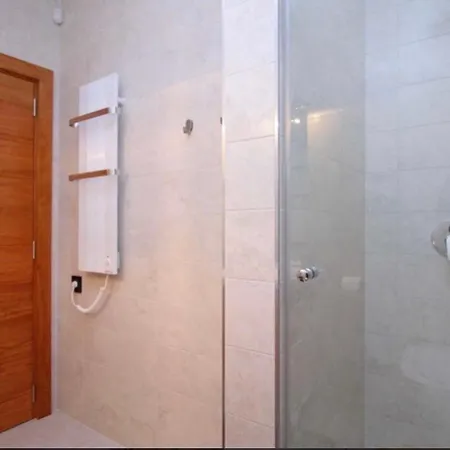 아파트 6 즐라티보