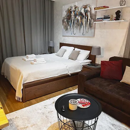 6 아파트 즐라티보